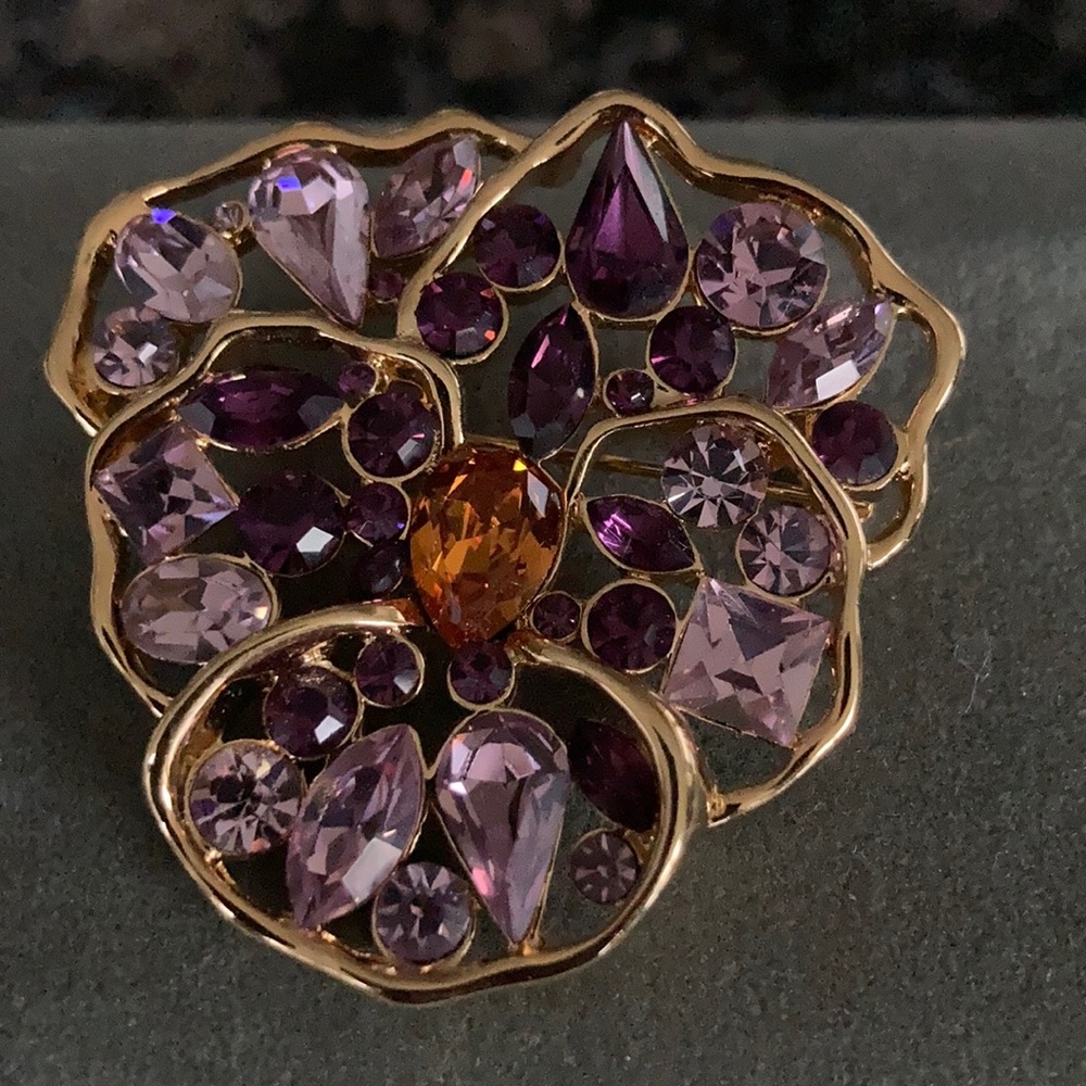 NOLAN MILLER VINTAGE CRYSTAL WILD PANSY PIN - Picture 4 of 7